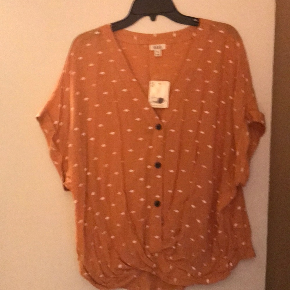 Short sleeve top